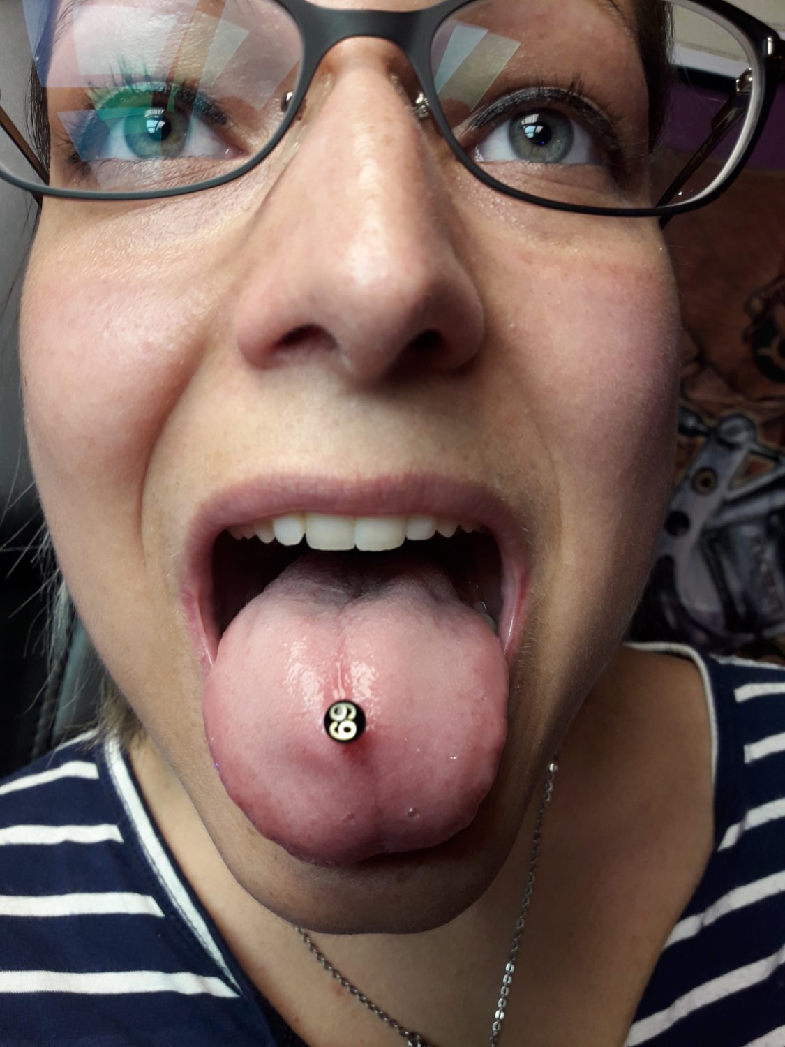 piercing par Dermogenese Tattoo piercing par Dermogenese Tattoo