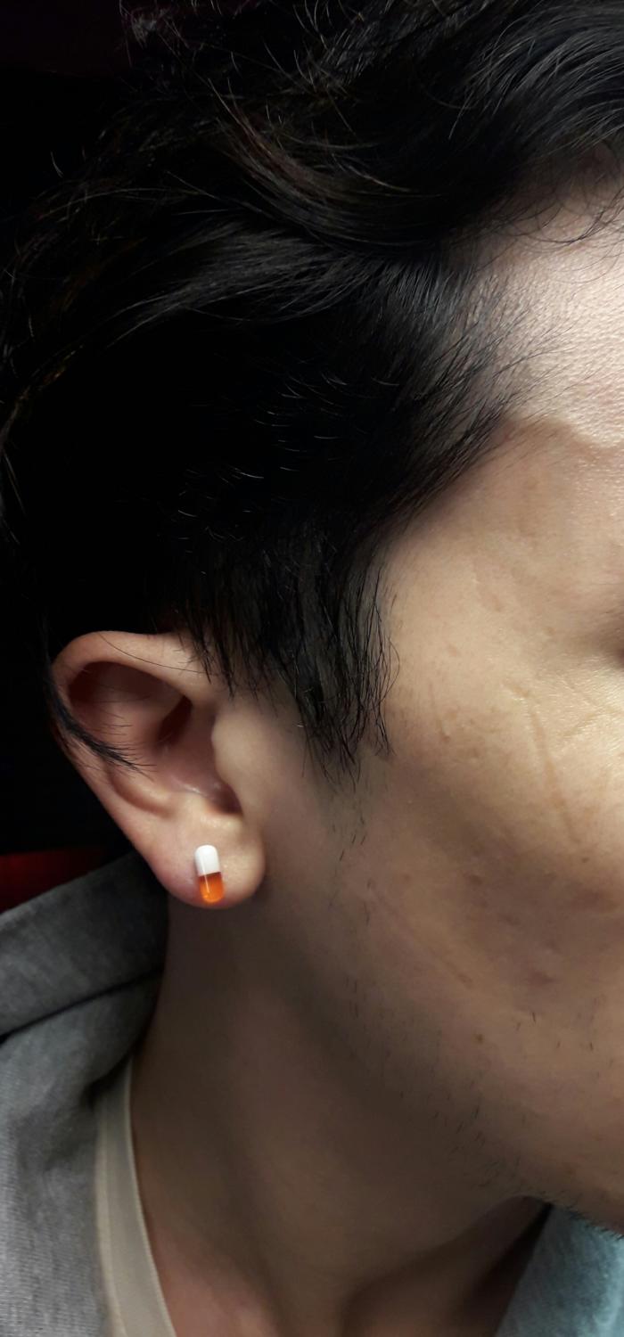 piercing par Dermogenese Tattoo piercing par Dermogenese Tattoo