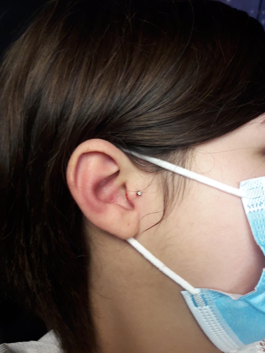 piercing par Dermogenese Tattoo piercing par Dermogenese Tattoo