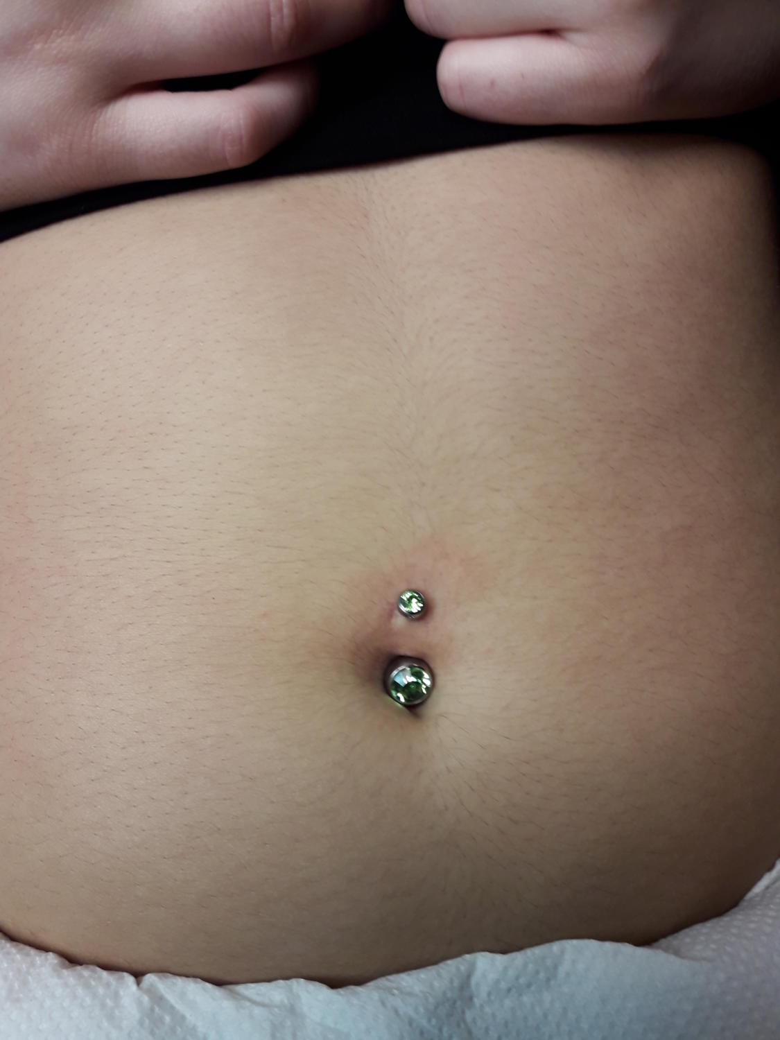 piercing par Dermogenese Tattoo piercing par Dermogenese Tattoo