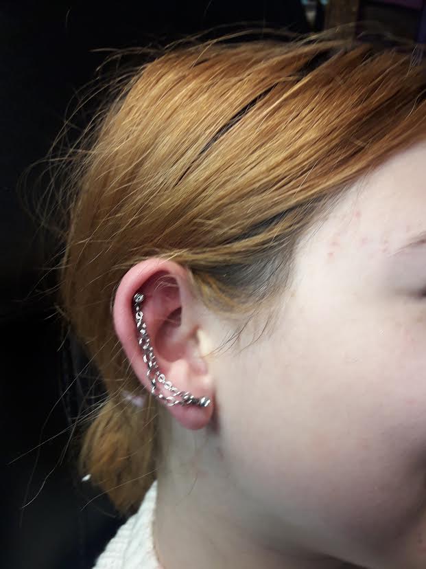 piercing par Dermogenese Tattoo piercing par Dermogenese Tattoo