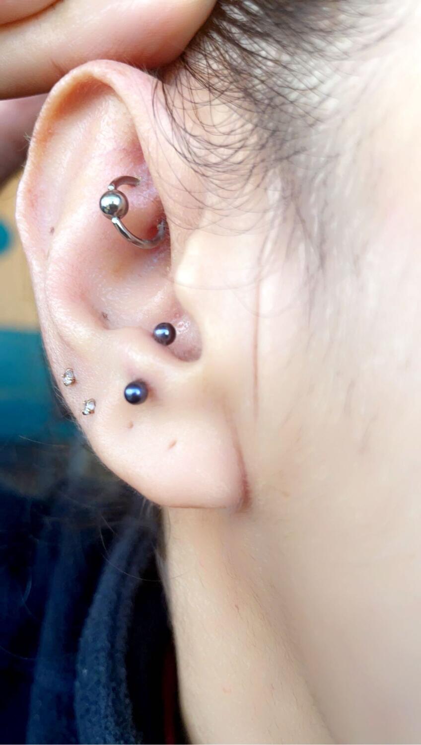 piercing par Dermogenese Tattoo piercing par Dermogenese Tattoo