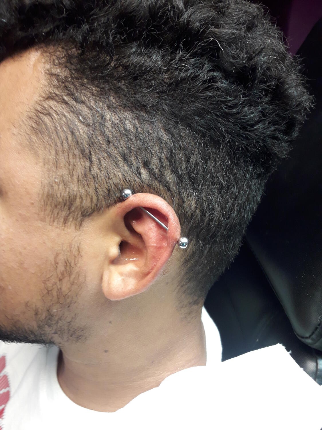 piercing par Dermogenese Tattoo piercing par Dermogenese Tattoo