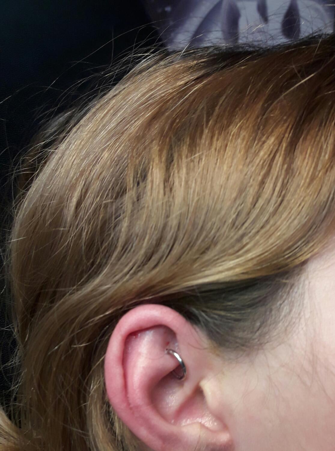 piercing par Dermogenese Tattoo piercing par Dermogenese Tattoo