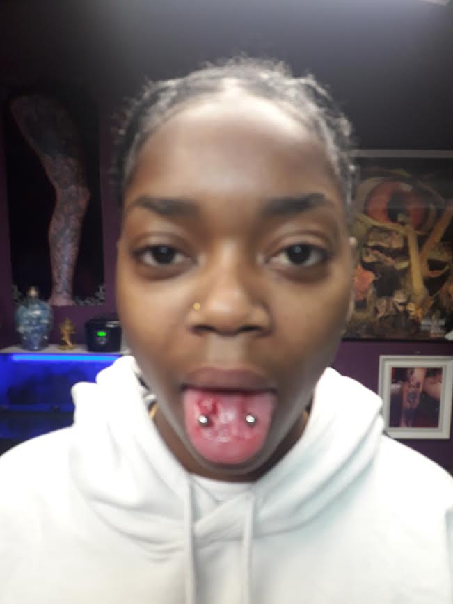 piercing par Dermogenese Tattoo piercing par Dermogenese Tattoo