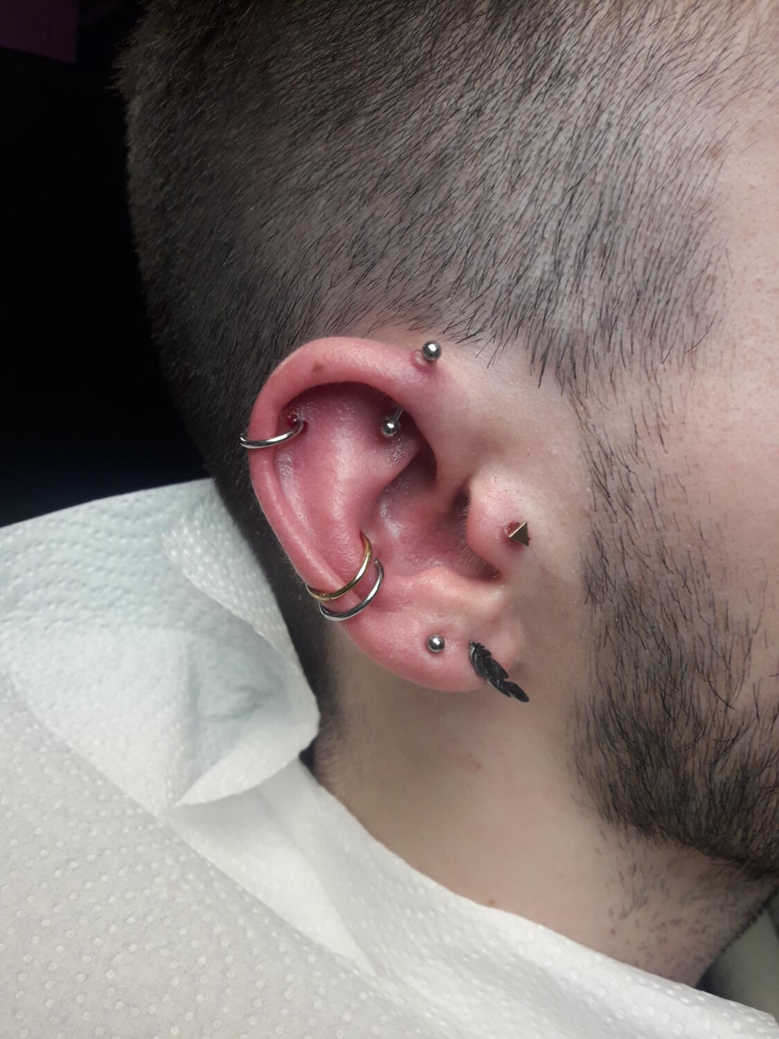 piercing par Dermogenese Tattoo piercing par Dermogenese Tattoo