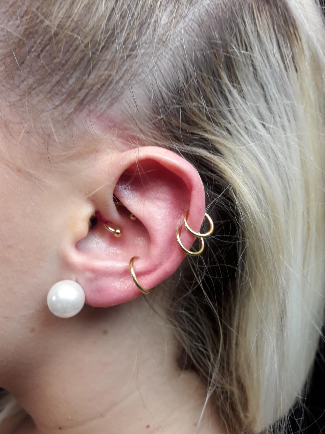 piercing par Dermogenese Tattoo piercing par Dermogenese Tattoo